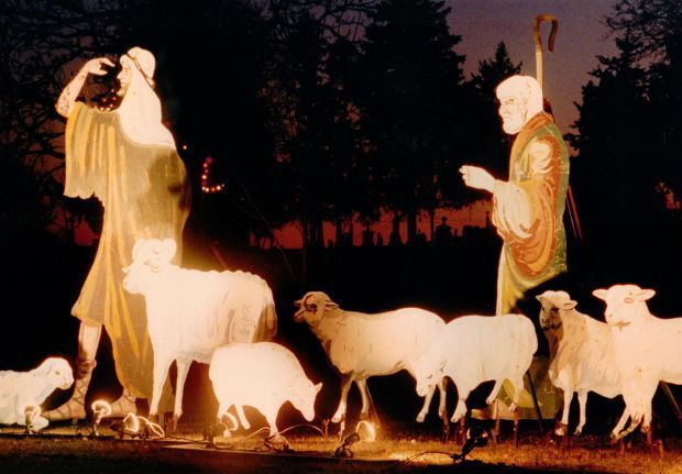 Davenport Memorial Park Cemetery Christmas Display